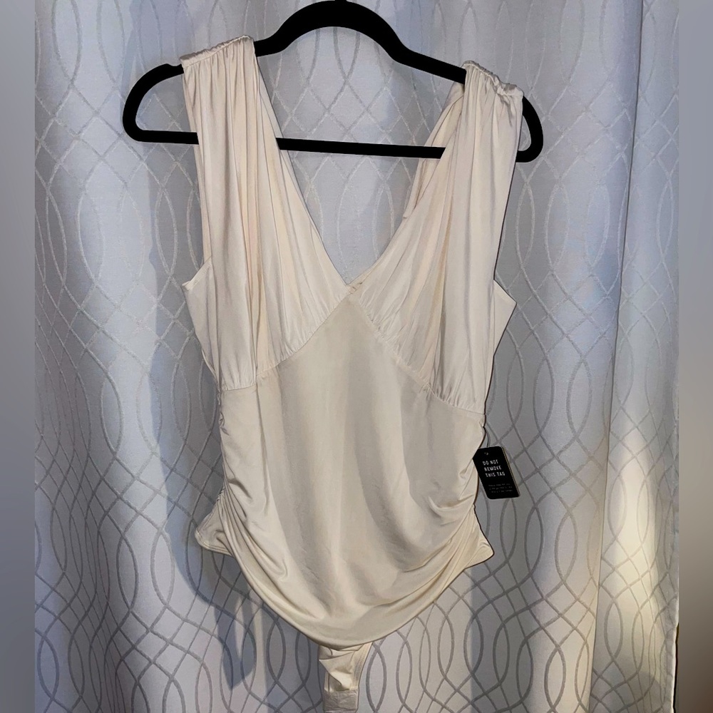 Express body contour collection sculpting bodysuit SZ L